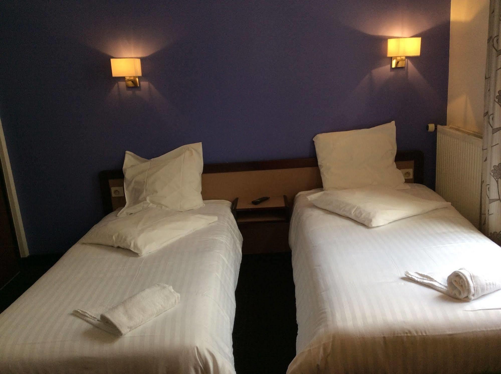 Hotel De La Place Du Louvre - Esprit De France Paris Eksteriør billede